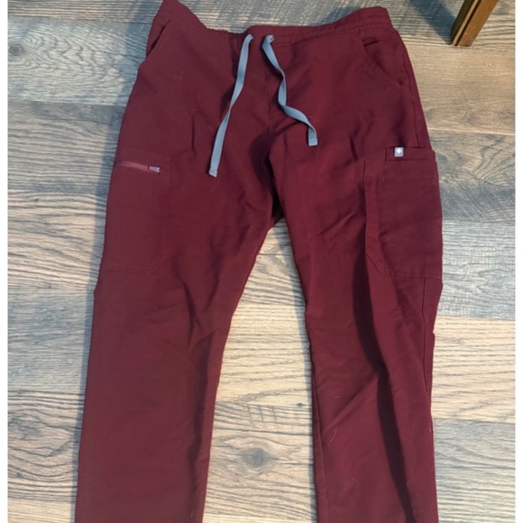 Figs medium burgundy Yola pants - Picture 1 of 2